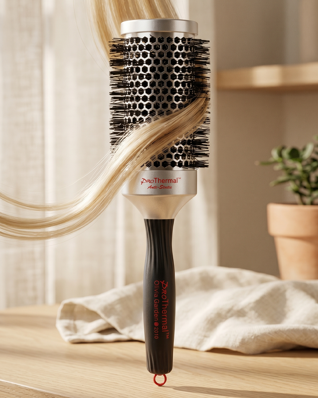 Olivia Garden Pro Thermal Anti-Static Barrel Brush
